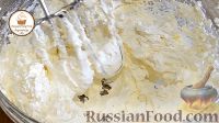 Фото приготовления рецепта: Ванильные капкейки с масляным кремом - шаг №17