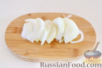 Фото приготовления рецепта: Куриная грудка с картофелем (в духовке) - шаг №6