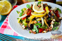 Фото к рецепту: Салат из баклажанов, щавеля и перца