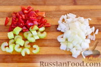 Фото приготовления рецепта: Овощное рагу с куриным филе по-креольски - шаг №3