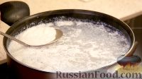 Фото приготовления рецепта: Чихиртма (грузинский куриный суп с зеленью) - шаг №2