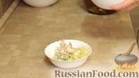 Фото приготовления рецепта: Холодный суп "КурОшка" - шаг №13