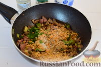 Фото приготовления рецепта: Помидоры, фаршированные куриной печенью и грибами - шаг №11