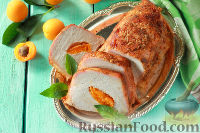 Фото приготовления рецепта: Свинина, фаршированная абрикосами - шаг №9