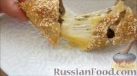 Фото приготовления рецепта: Бурекасы с сыром и баклажанами - шаг №12