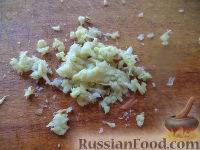 Фото приготовления рецепта: Щи из квашеной капусты с картофелем и мясом - шаг №11