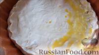 Фото приготовления рецепта: Пирог с зеленью и яйцом, в грузинском стиле - шаг №8