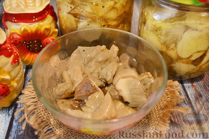 Маринованные белые грибы на зиму - классический рецепт с пошаговыми фото