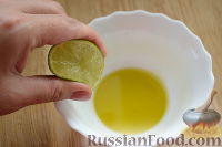 Фото приготовления рецепта: Овощной салат "Радуга" с голубикой - шаг №4