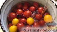 Фото приготовления рецепта: Соленые помидоры быстрым способом - шаг №2