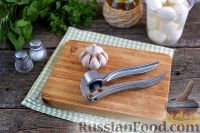 Фото приготовления рецепта: Салат с баклажанами, помидорами и моцареллой - шаг №5