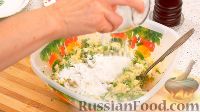 Фото приготовления рецепта: Оладьи из курицы с овощами и лимоном - шаг №8