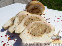 Фото к рецепту: Куриная грудка, фаршированная свининой и печенью