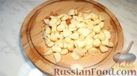 Фото приготовления рецепта: Маринованный болгарский перец с чесноком (на зиму) - шаг №4
