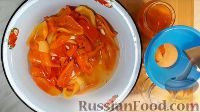 Фото приготовления рецепта: Маринованный болгарский перец с чесноком (на зиму) - шаг №12