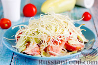 Фото к рецепту: Овощной салат с сыром косичка