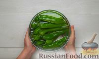 Фото приготовления рецепта: Кимчи из зелёного острого перца - шаг №11