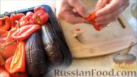 Фото приготовления рецепта: Айвар (овощная икра по-балкански) на зиму - шаг №3