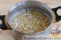 Фото приготовления рецепта: Суп из фасоли с кабачками - шаг №3
