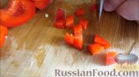 Фото приготовления рецепта: Картофельная запеканка с курицей (в мультиварке) - шаг №4
