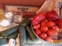 Фото приготовления рецепта: Салат из огурцов «Пять соток» - шаг №1