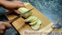 Фото приготовления рецепта: Запеканка из баклажанов с сыром и томатным соусом - шаг №2