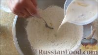 Фото приготовления рецепта: Отрывной луковый хлеб - шаг №3