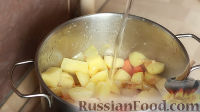 Фото приготовления рецепта: Грибной суп-пюре с лисичками - шаг №4