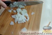 Фото приготовления рецепта: Шопский салат с брынзой - шаг №3
