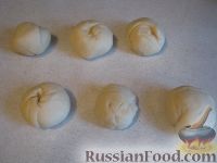 Фото приготовления рецепта: Тесто для чебуреков - шаг №5