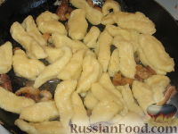 Фото приготовления рецепта: Украинская печеня в горшочке - шаг №12