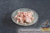 Фото приготовления рецепта: Кабачковые оладьи с сосисками - шаг №9