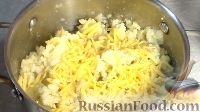 Фото приготовления рецепта: Овощная запеканка из картофеля и цветной капусты - шаг №10