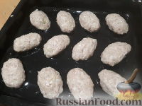Фото приготовления рецепта: Куриные котлеты, запечённые в духовке - шаг №12