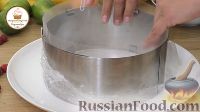 Фото приготовления рецепта: Муссовый торт "Сливочно-малиновая нежность" - шаг №17