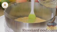 Фото приготовления рецепта: Муссовый торт "Сливочно-малиновая нежность" - шаг №19