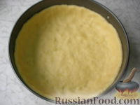 Фото приготовления рецепта: Картофельный пирог с курицей и овощами - шаг №4