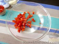 Фото приготовления рецепта: Мясной салат  "Куртизанка" с грушей и яблоком - шаг №4