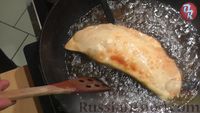 Фото приготовления рецепта: Тефтели, тушенные с картофелем в томатном соусе - шаг №13