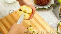 Фото приготовления рецепта: Яблочные бутерброды в духовке - шаг №2