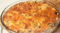 Фото приготовления рецепта: Лоранский пирог с грибами и курицей - шаг №13