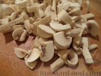 Фото приготовления рецепта: Овощное рагу с курицей с грибами - шаг №9
