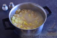 Фото приготовления рецепта: Суп-пюре из сельдерея и картофеля - шаг №8