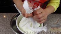 Фото приготовления рецепта: Густой крем из сметаны - шаг №4