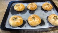 Фото приготовления рецепта: Мини-пироги из бездрожжевого теста, с мясом и картошкой - шаг №12