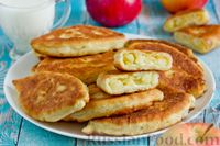 Фото к рецепту: Творожные пирожки с яблоками