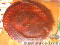 Фото приготовления рецепта: Пирог с черешней и красной смородиной - шаг №3