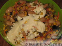 Фото приготовления рецепта: Грибной салат "Мухомор" - шаг №7