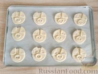 Фото приготовления рецепта: Творожное печенье "Поросята" - шаг №11