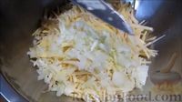 Фото приготовления рецепта: Картофельная запеканка с кукурузными хлопьями - шаг №2